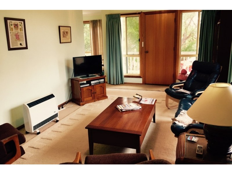 6518 Portland Road, Nelson VIC 3292