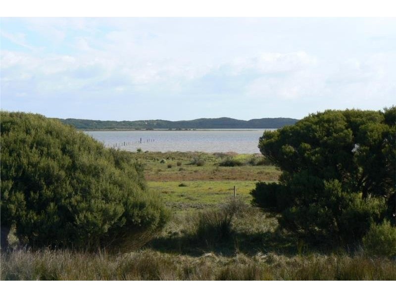 8930 Southern Ports Highway, Beachport SA 5280