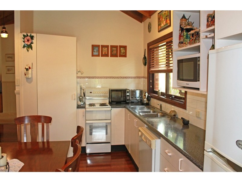 21 Mitchell Avenue, West Kempsey NSW 2440