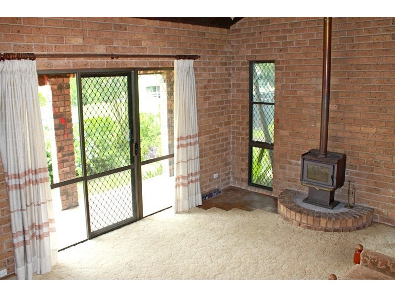 8 Ronella Drive, Aldavilla NSW 2440