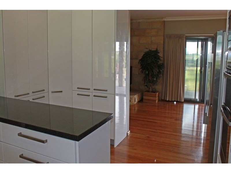 21 Chain O’ Ponds Road, Collombatti NSW 2440