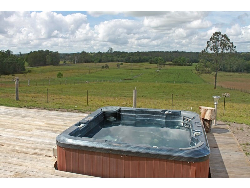 21 Chain O’ Ponds Road, Collombatti NSW 2440