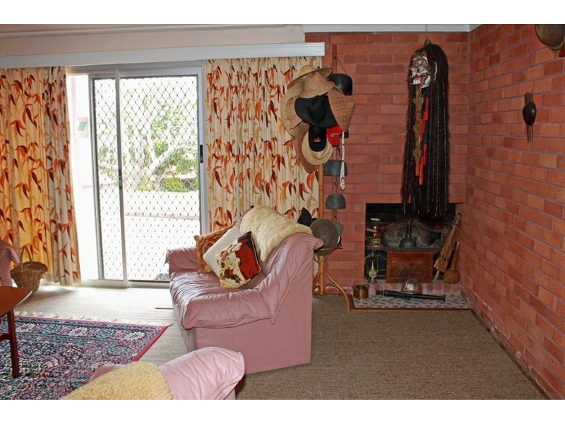 1 Ronald Wixted Avenue, East Kempsey NSW 2440