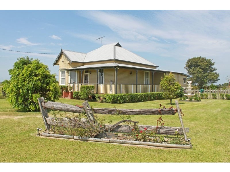 998 Pacific Highway, Bellimbopinni NSW 2440
