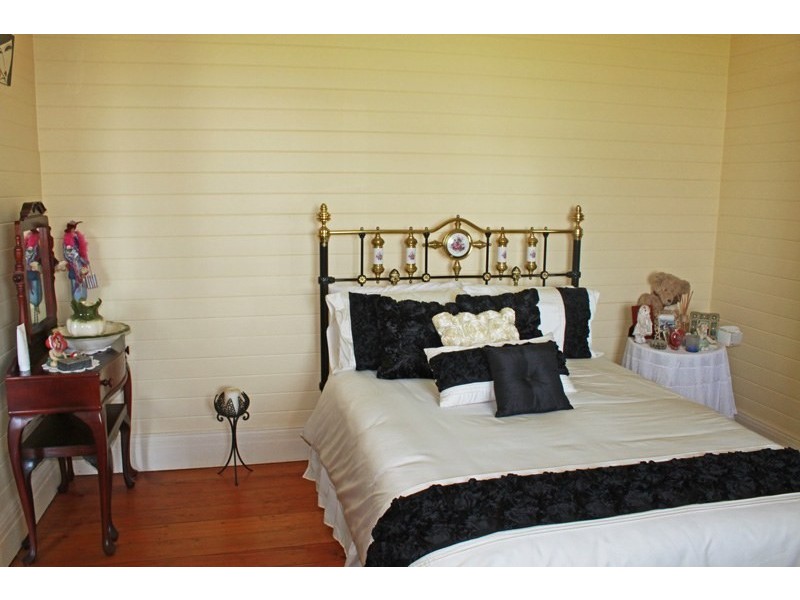 998 Pacific Highway, Bellimbopinni NSW 2440
