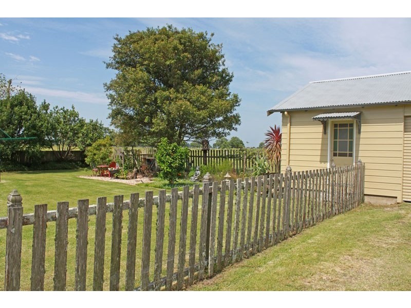 998 Pacific Highway, Bellimbopinni NSW 2440