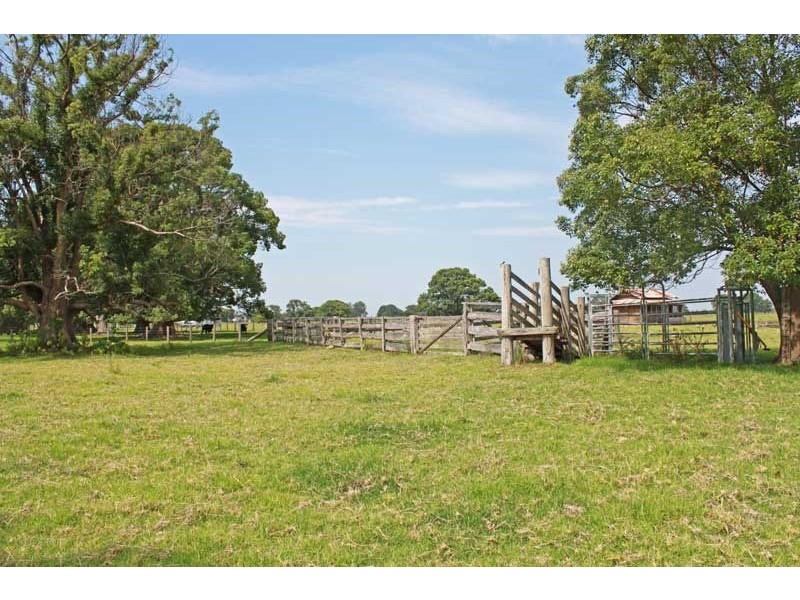 998 Pacific Highway, Bellimbopinni NSW 2440