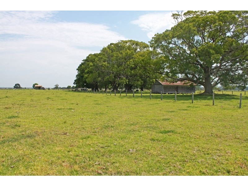 998 Pacific Highway, Bellimbopinni NSW 2440
