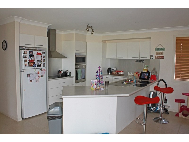 42 Bunya Pines Court, West Kempsey NSW 2440