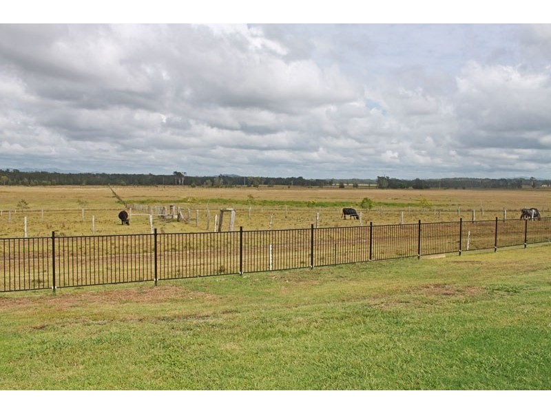 42 Bunya Pines Court, West Kempsey NSW 2440