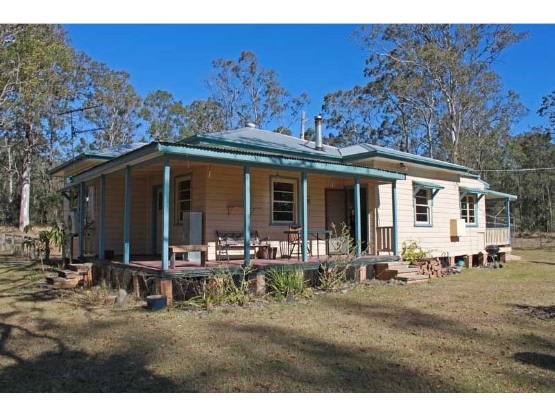 2 Silverwood Avenue, Temagog NSW 2440