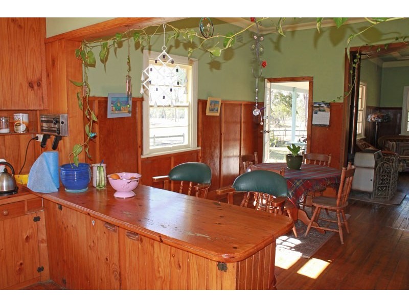 2 Silverwood Avenue, Temagog NSW 2440
