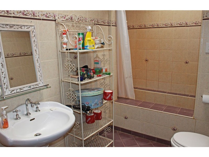 2 Silverwood Avenue, Temagog NSW 2440