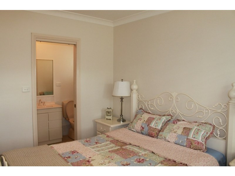 2 Grants Close, South Kempsey NSW 2440