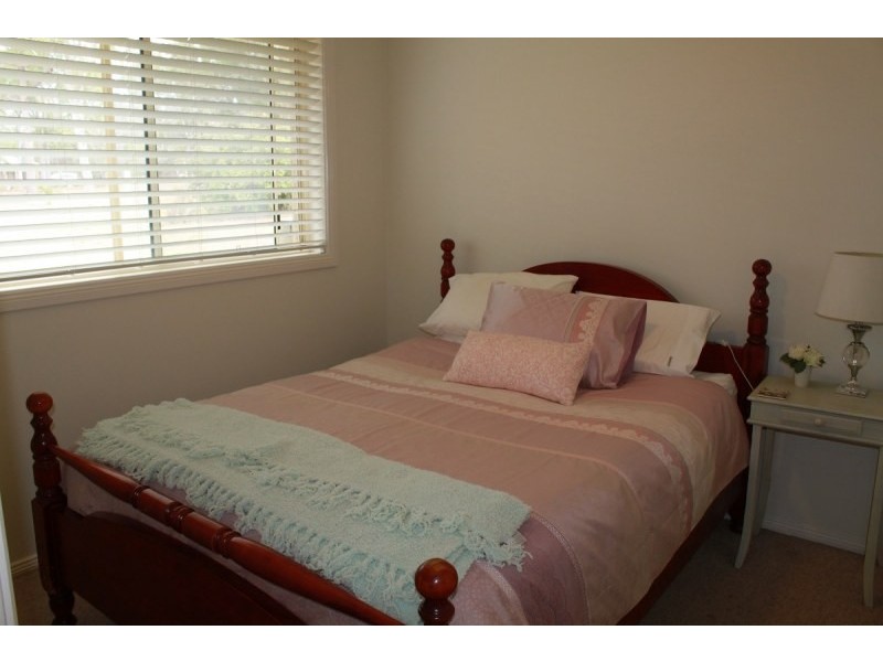 2 Grants Close, South Kempsey NSW 2440