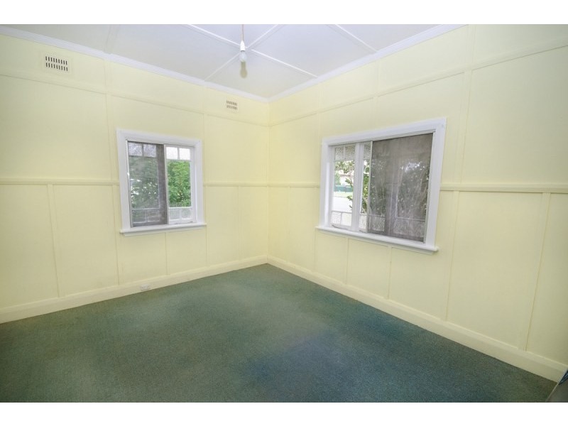 3 Marsh Street, West Kempsey NSW 2440