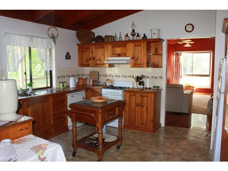 49 Brushbox Crescent, Yarravel NSW 2440