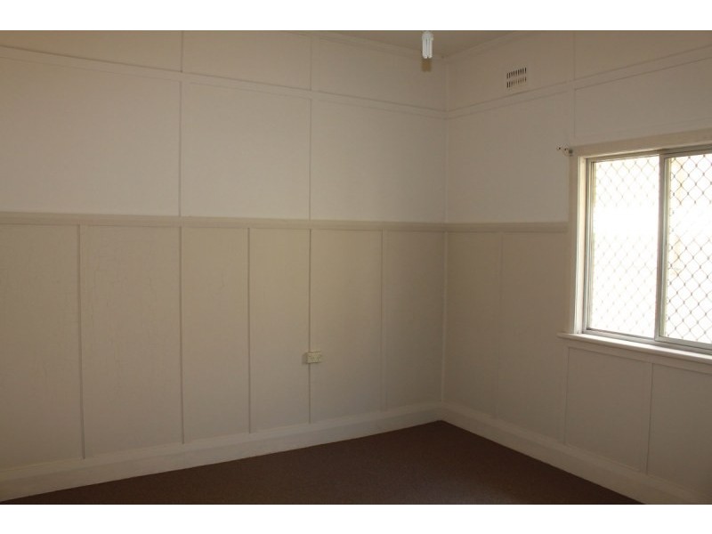 66 Tozer Street, West Kempsey NSW 2440