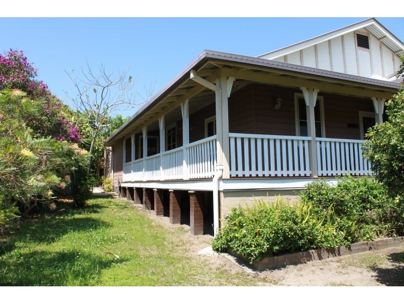 27 Macquarie Street, South Kempsey NSW 2440