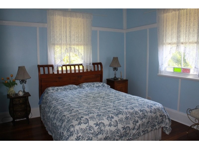 27 Macquarie Street, South Kempsey NSW 2440