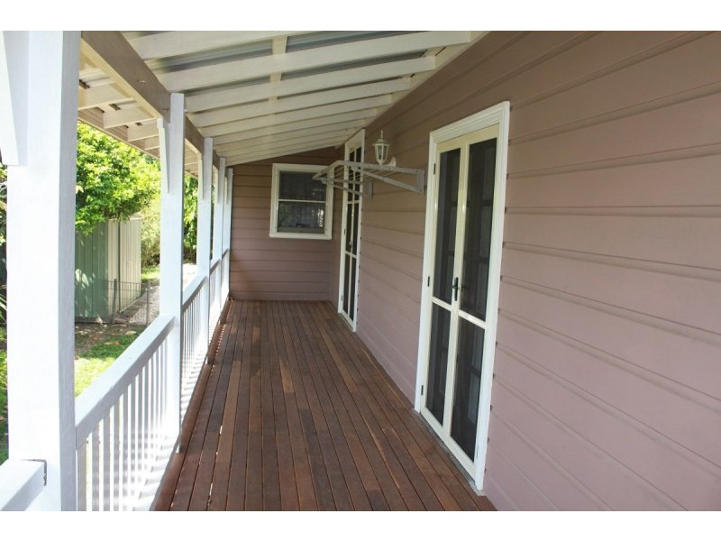 27 Macquarie Street, South Kempsey NSW 2440