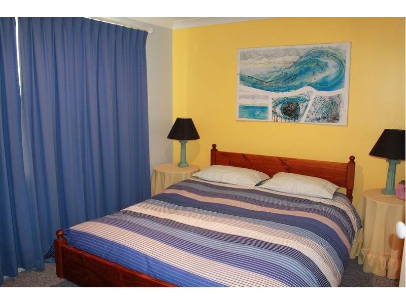 12 East Street, Crescent Head NSW 2440