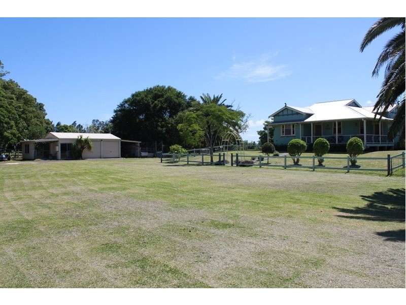406 Left Bank Road, Belmore River NSW 2440