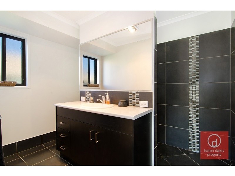 17 Dewar Court, Caboolture QLD 4510