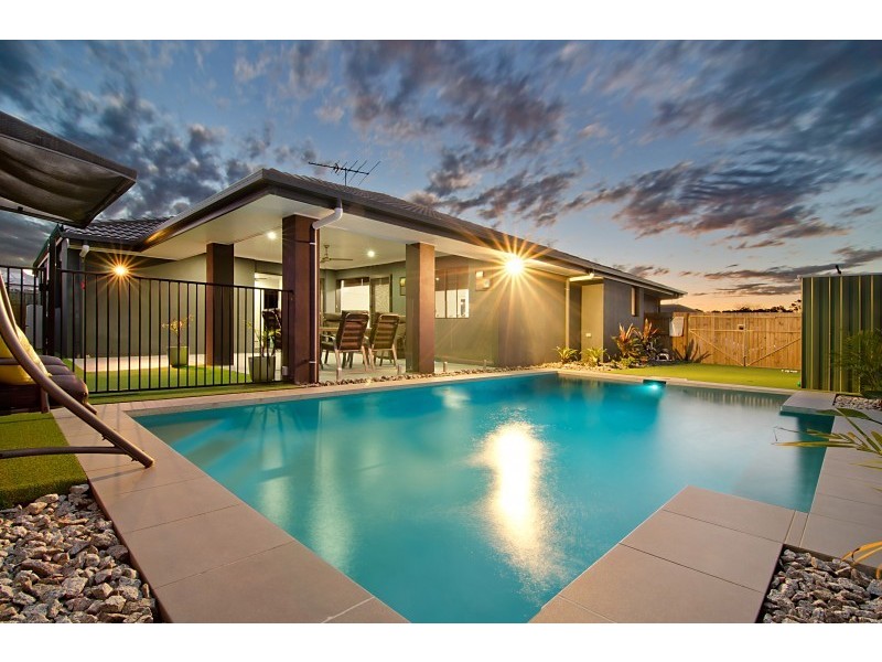 17 Dewar Court, Caboolture QLD 4510