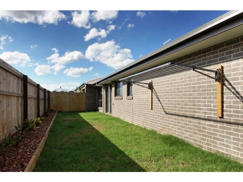 1/22 McAndrew Street, Caboolture QLD 4510