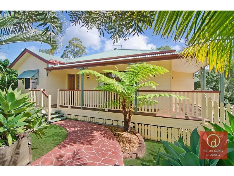12 Peace Court, Eatons Hill QLD 4037