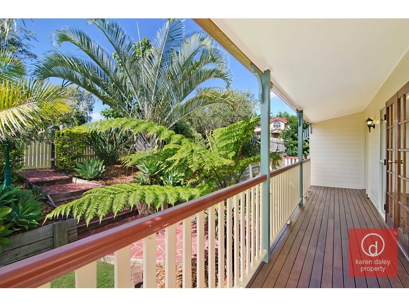 12 Peace Court, Eatons Hill QLD 4037