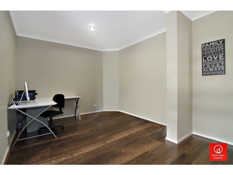15 Hopkins Chase, Caboolture QLD 4510