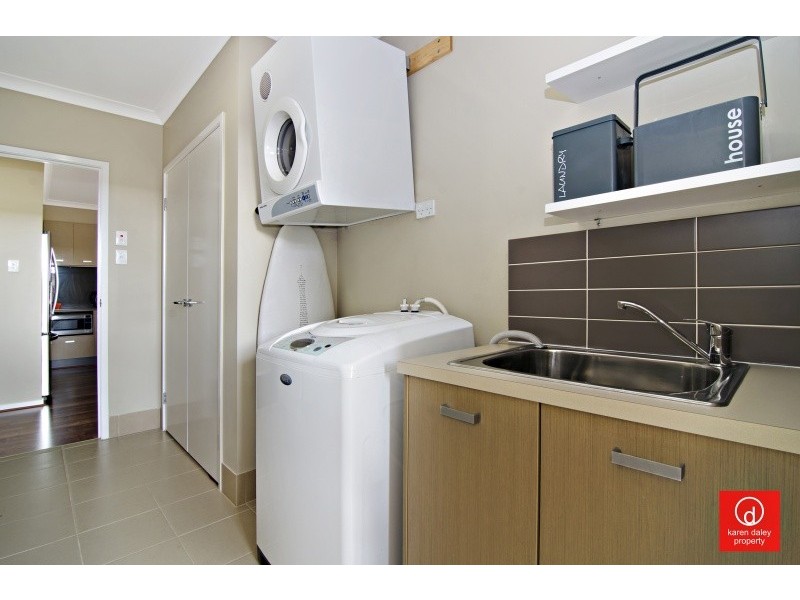 15 Hopkins Chase, Caboolture QLD 4510