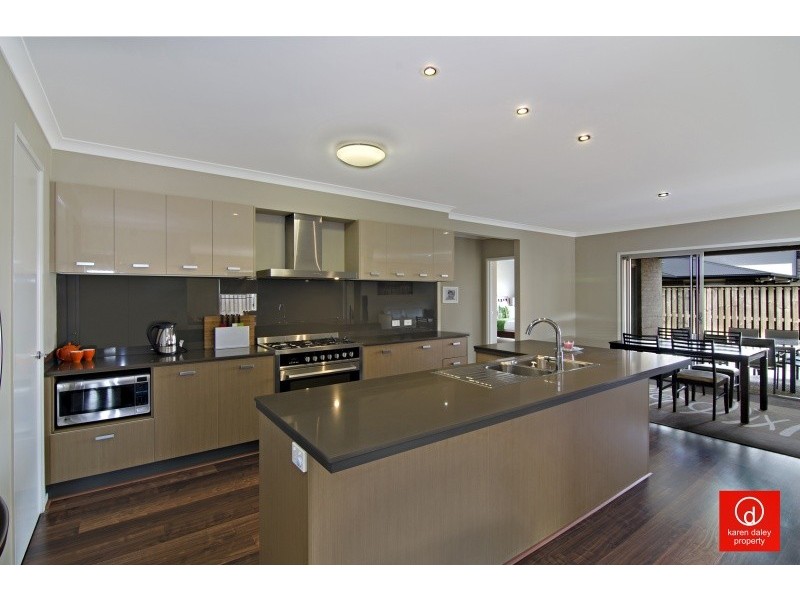 15 Hopkins Chase, Caboolture QLD 4510