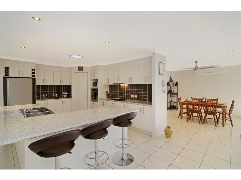 30 Gecko Place, Ningi QLD 4511