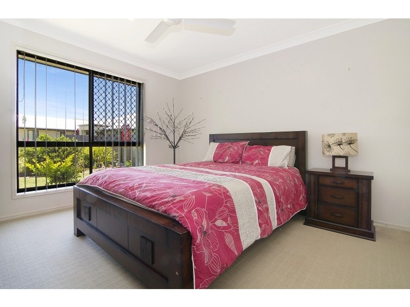 28 Gecko Place, Ningi QLD 4511