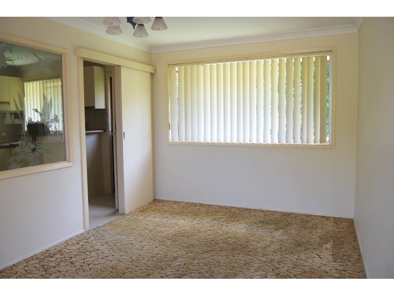 6 Belwarra Avenue, Figtree NSW 2525