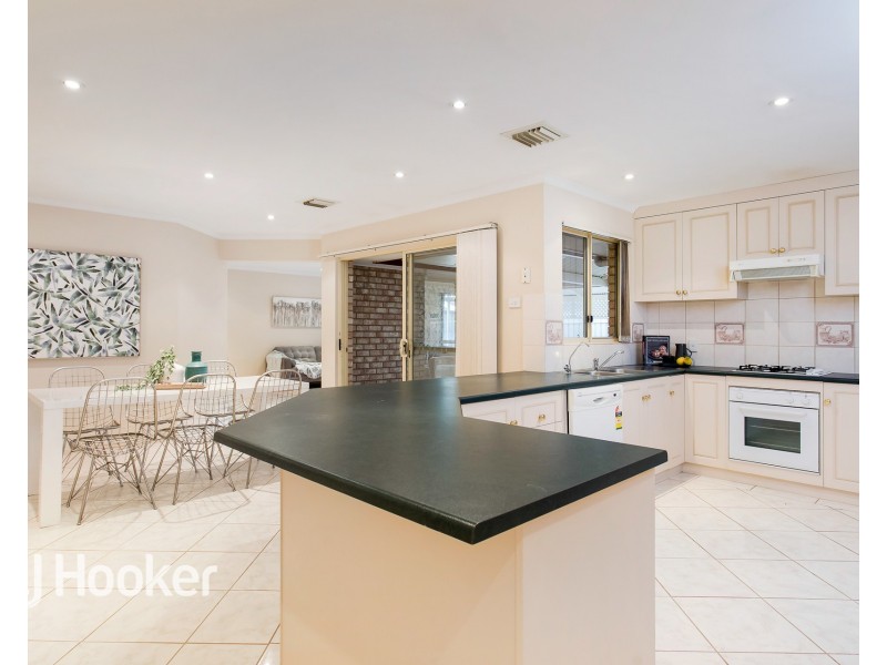 116 Parkway Circuit, Parafield Gardens SA 5107