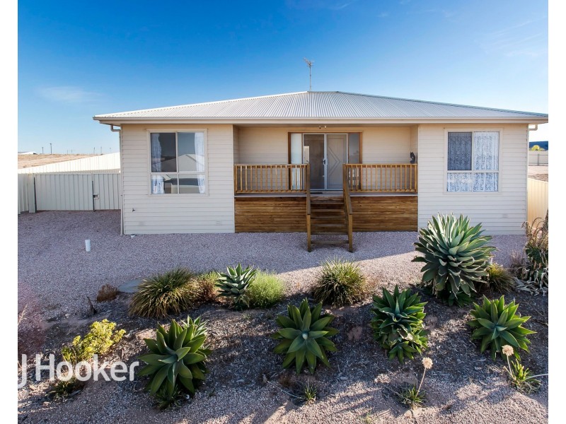 37 Gill Street, Moonta Bay SA 5558