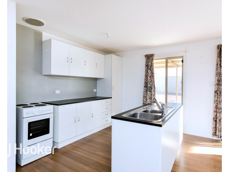 37 Gill Street, Moonta Bay SA 5558