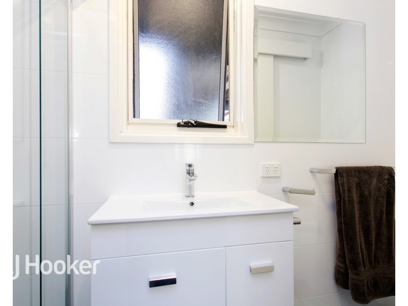 6 Grose Crescent, North Haven SA 5018