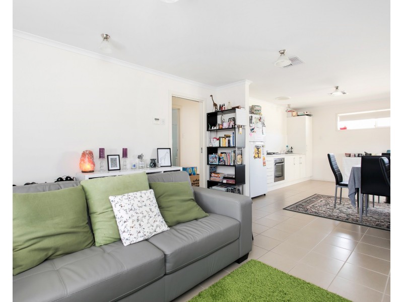 1 Woodrow Lane, Golden Grove SA 5125