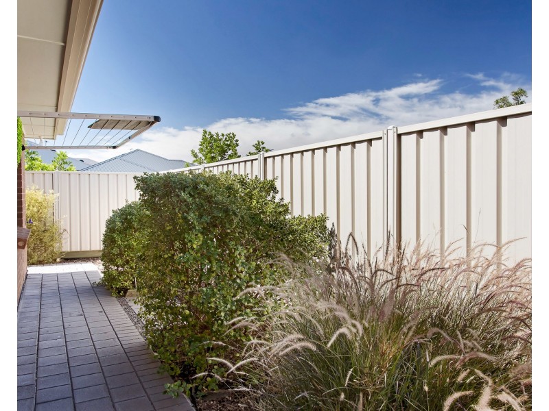 1 Woodrow Lane, Golden Grove SA 5125