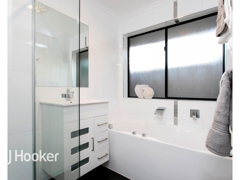 8 Carnation Court, Parafield Gardens SA 5107