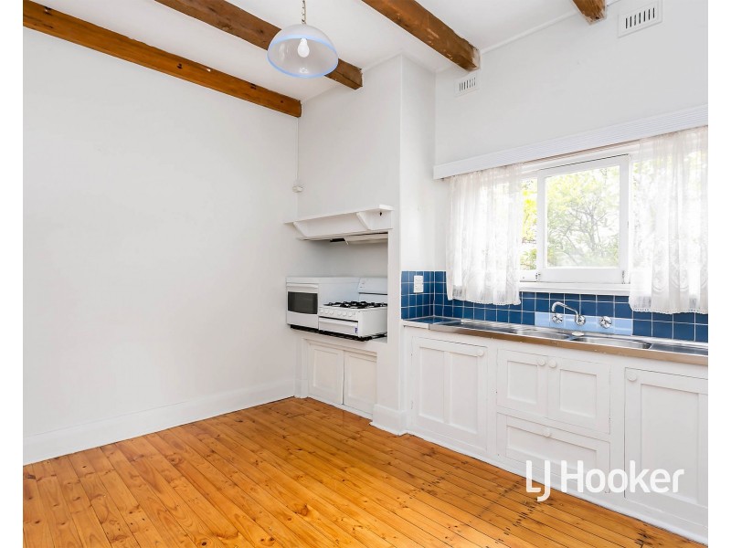 24 Old Tapleys Hill Road, Glenelg North SA 5045