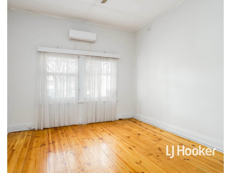 24 Old Tapleys Hill Road, Glenelg North SA 5045