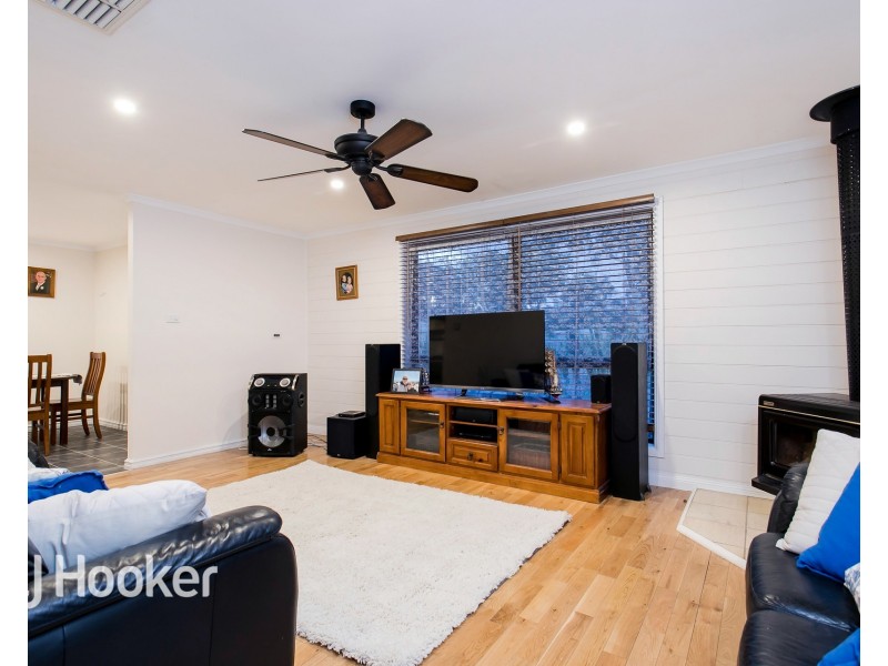 8 Woodchester Street, Para Hills West SA 5096