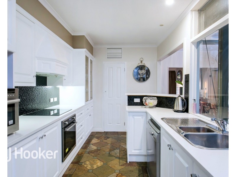 55 Ridgeland Drive, Teringie SA 5072
