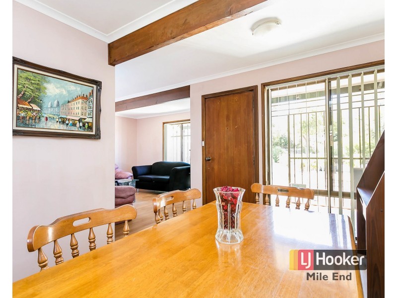 22 Exeter Terrace, Renown Park SA 5008